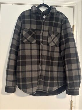 Weatherproof Men's Gray and Black Plaid Lightweight Shacket